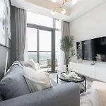 Modern Luxe 2Br In Business Bay