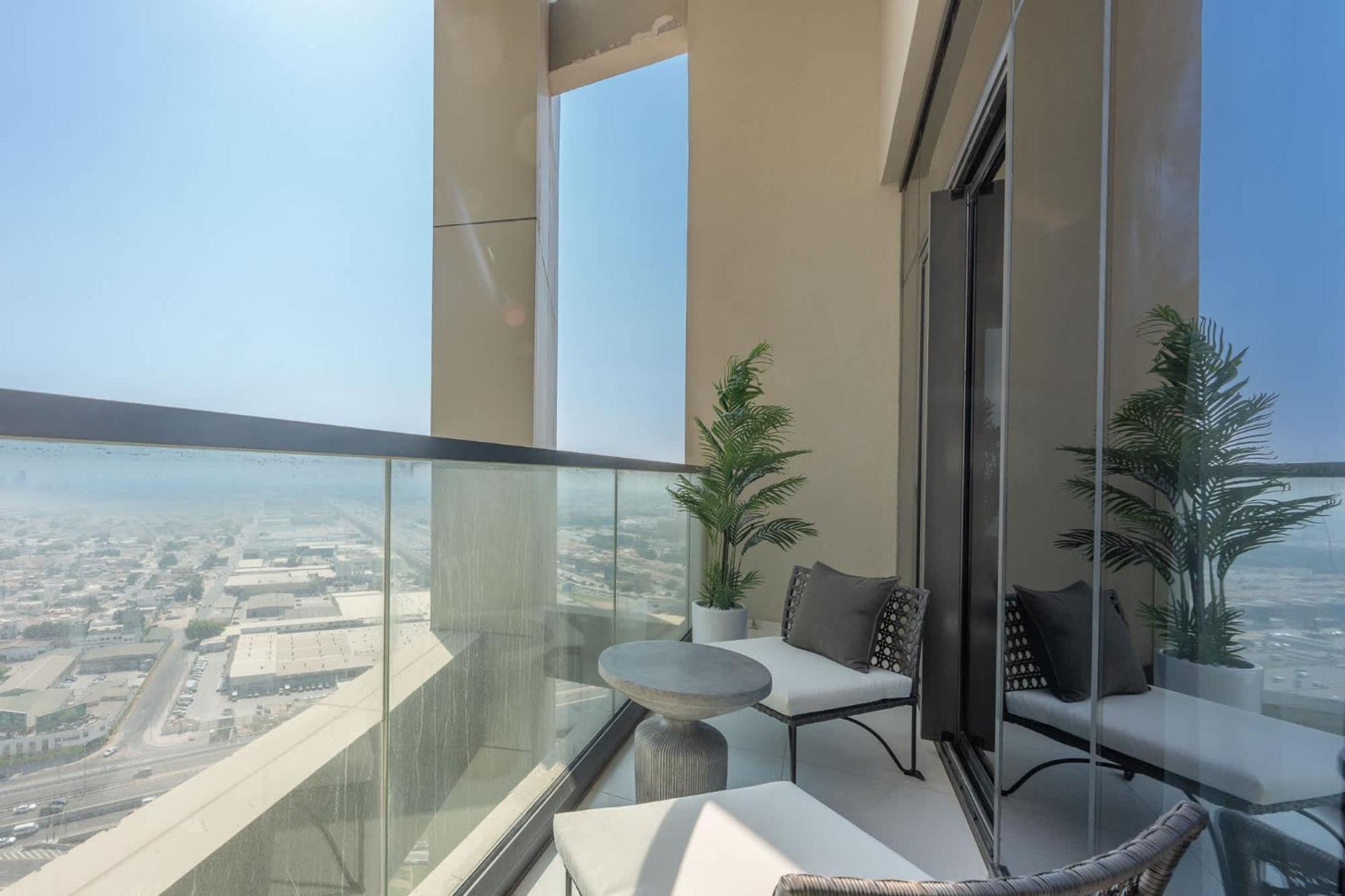 Modern Luxe 2br In Business Bay Apartment