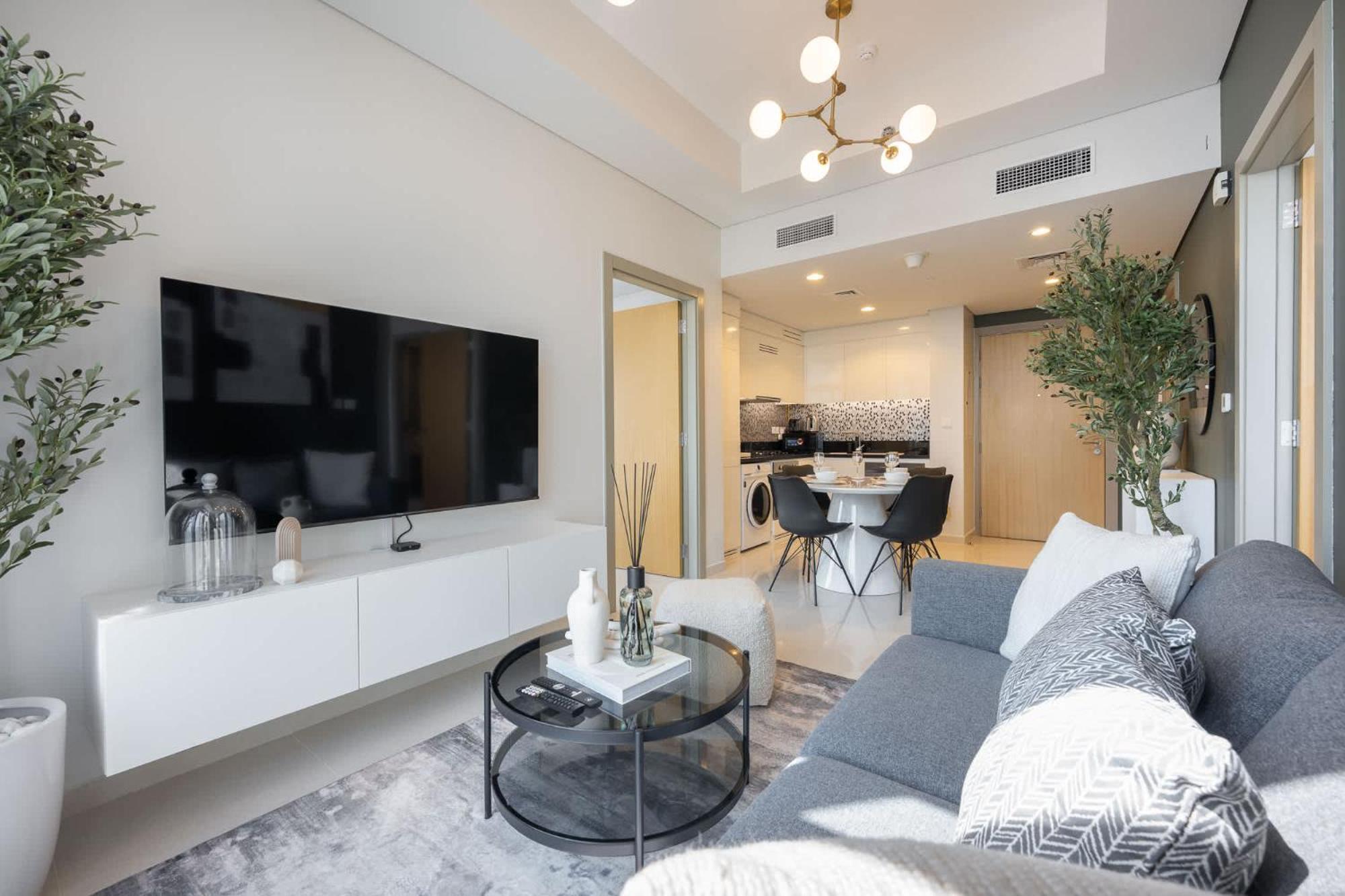 Modern Luxe 2br In Business Bay *